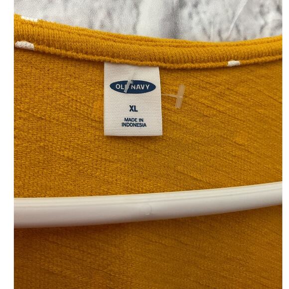 New Old Navy Gold Top XL Wrap Style - Picture 4 of 6